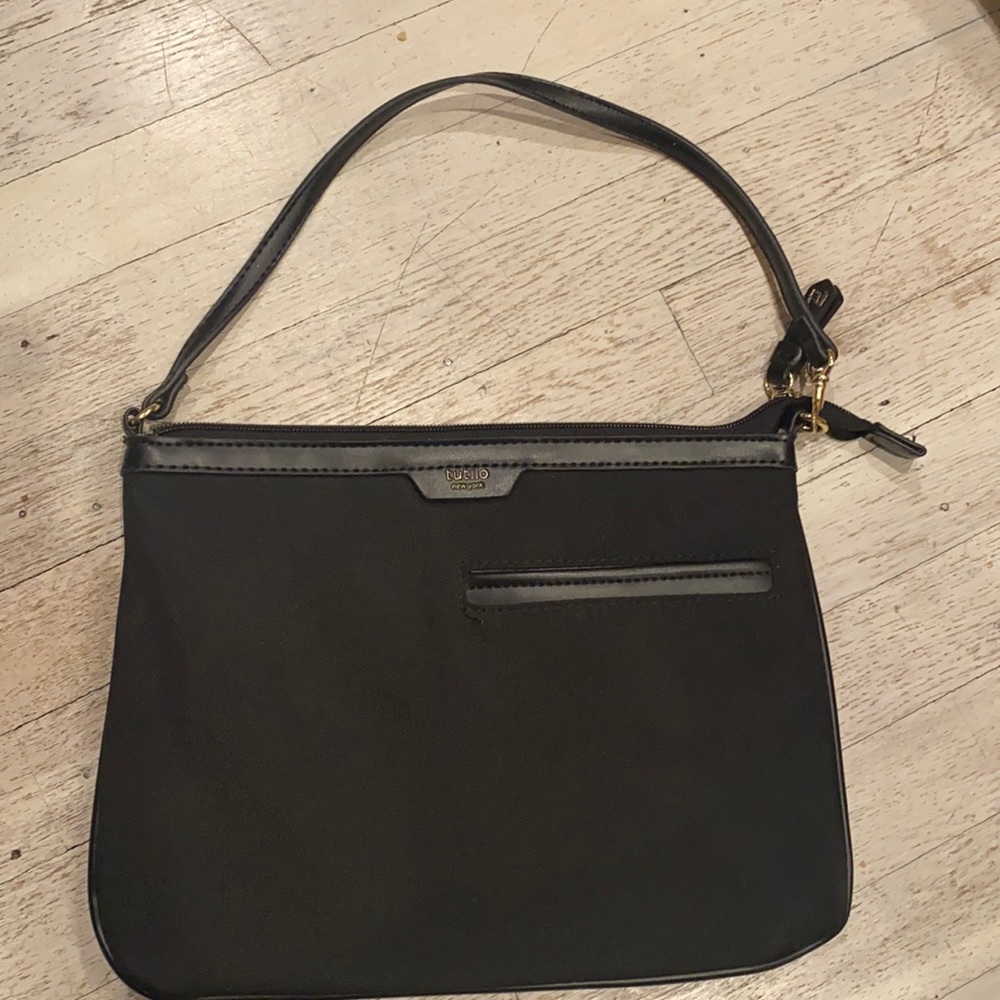 Tutilo New York black nylon wristlet lap top bag size 12/9 Guc